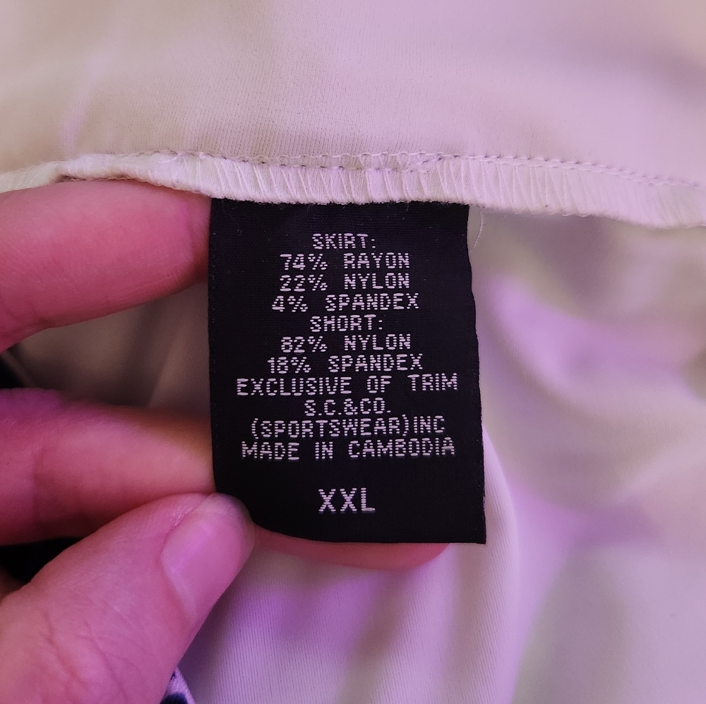 5/$15 S.C. & Co. Blue & White Floral Skort - Picture 6 of 11